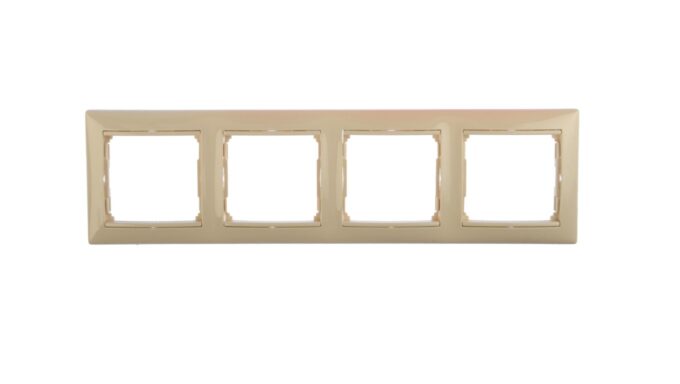 4389121-.jpg
