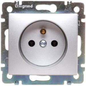 VALENA Gniazdo pojedyncze 2P+Z z przesłonami 16A IP20 aluminium 770197 - obrazek 1