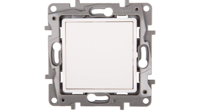 4390634-.jpg