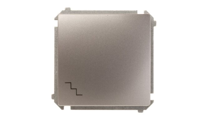 4390911-.jpg