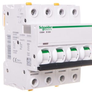 Wyłącznik nadprądowy 4P B 32A 6kA AC iC60N-B32-4 A9F03432 - obrazek 1