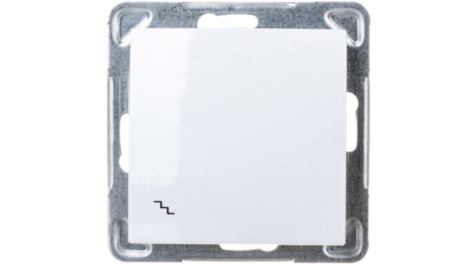 4358037-.jpg
