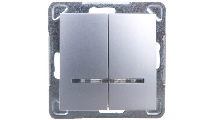 4358057-.jpg