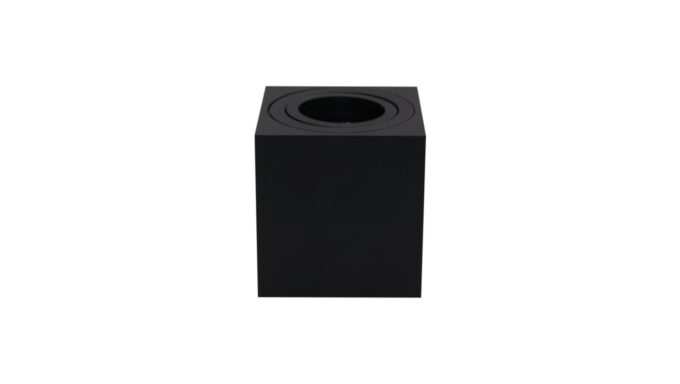 18702448-.jpg