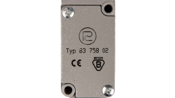 4380122-.jpg