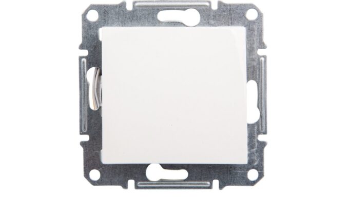 4380227-.jpg